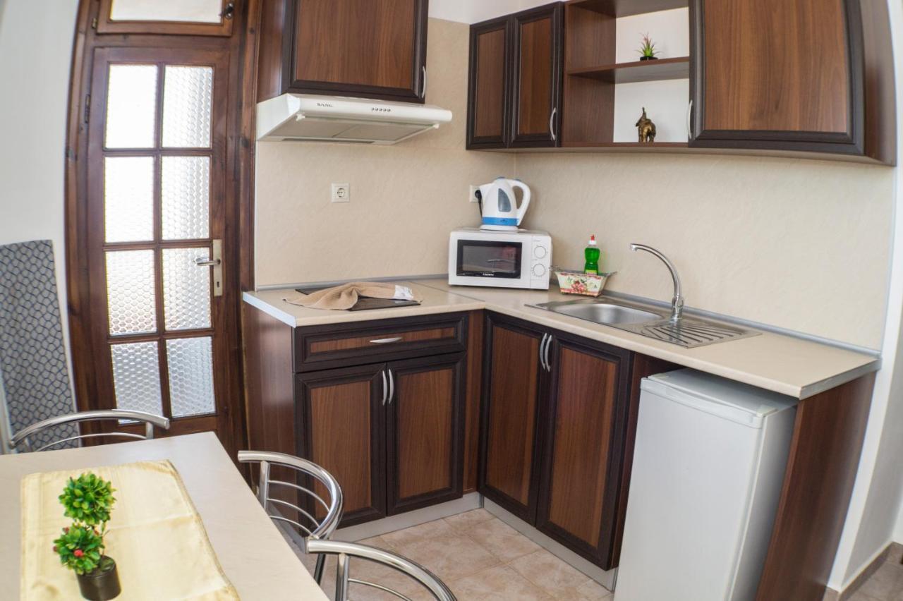 Chrystal Guest House Obzor Rum bild