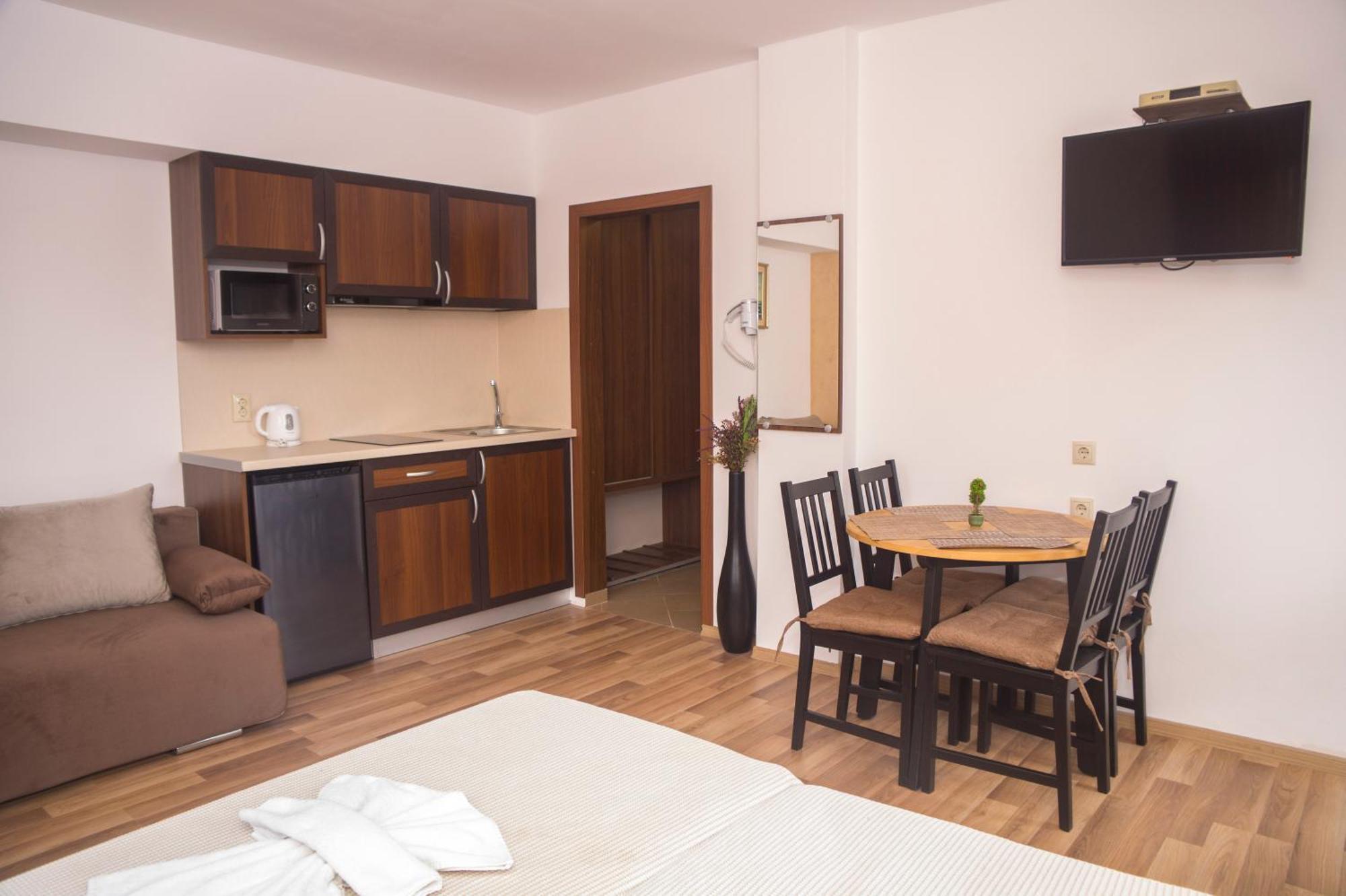 Chrystal Guest House Obzor Rum bild